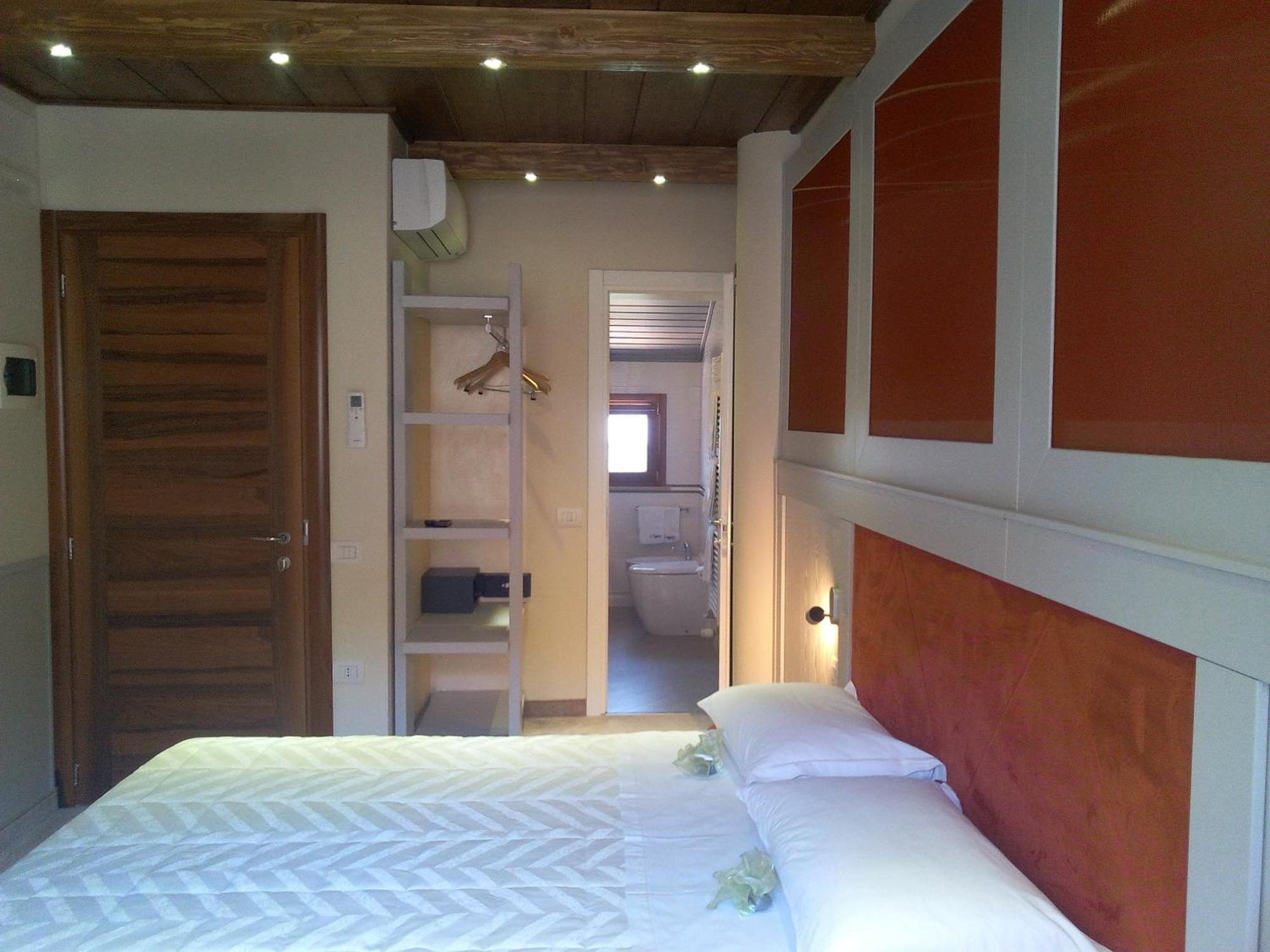Albergo Diffuso - Il Poggetto Tra Urbino & San Marino Phòng bức ảnh