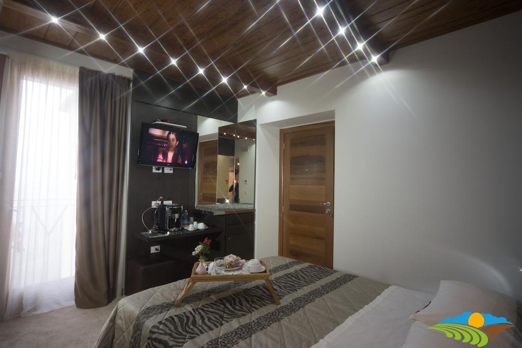 Albergo Diffuso - Il Poggetto Tra Urbino & San Marino Phòng bức ảnh