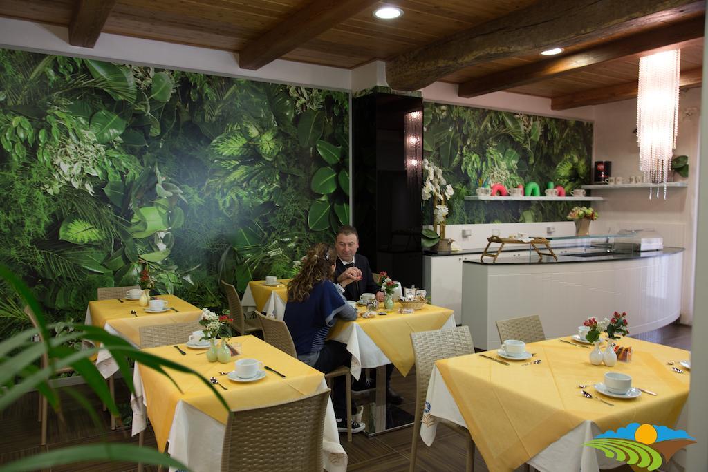 Albergo Diffuso - Il Poggetto Tra Urbino & San Marino Ngoại thất bức ảnh