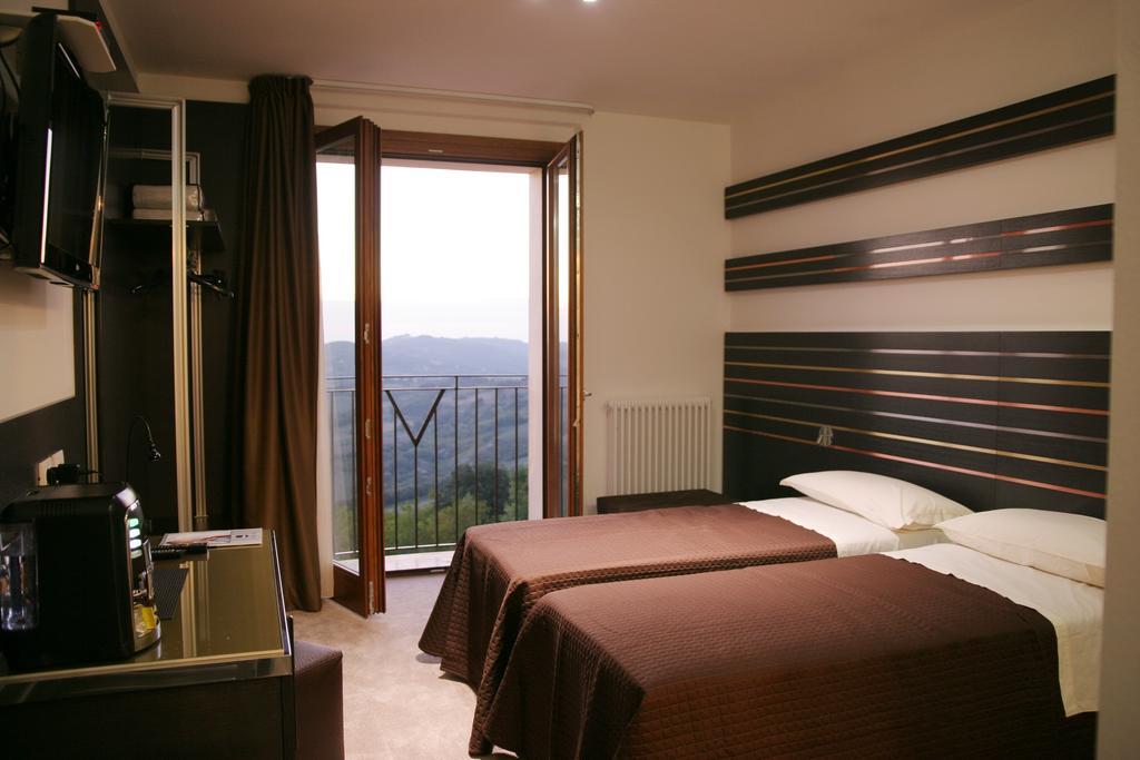 Albergo Diffuso - Il Poggetto Tra Urbino & San Marino Ngoại thất bức ảnh