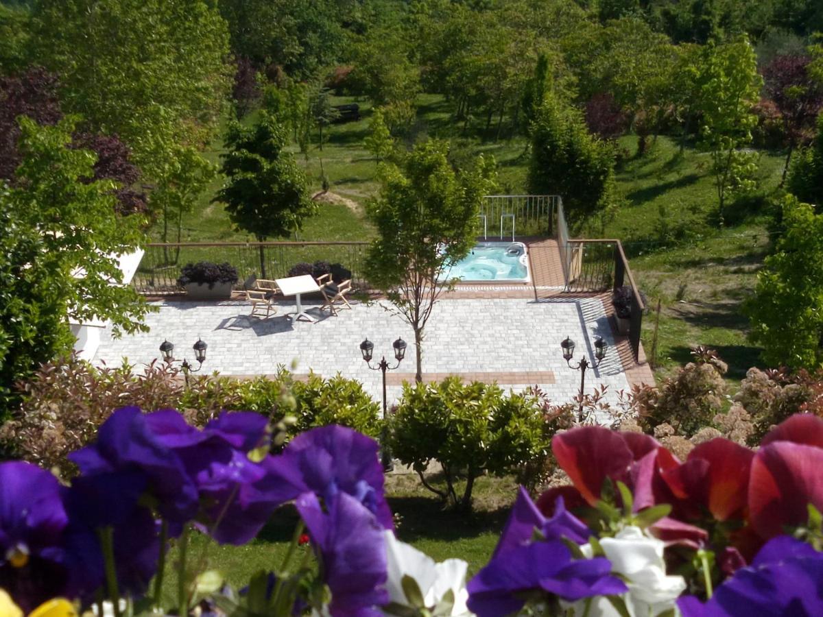 Albergo Diffuso - Il Poggetto Tra Urbino & San Marino Ngoại thất bức ảnh